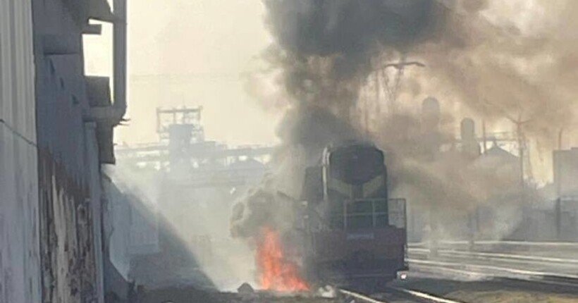 Ворог вдарив по залізниці на Сумщині і Миколаївщині: пошкоджено тепловози